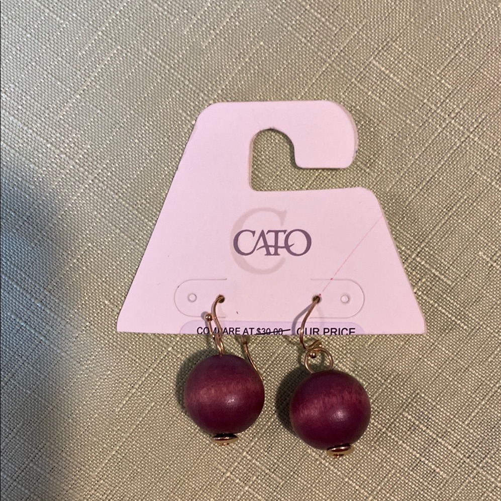 Cato Wood Pierced Earrings